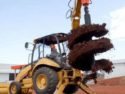 Perfuratriz em operação